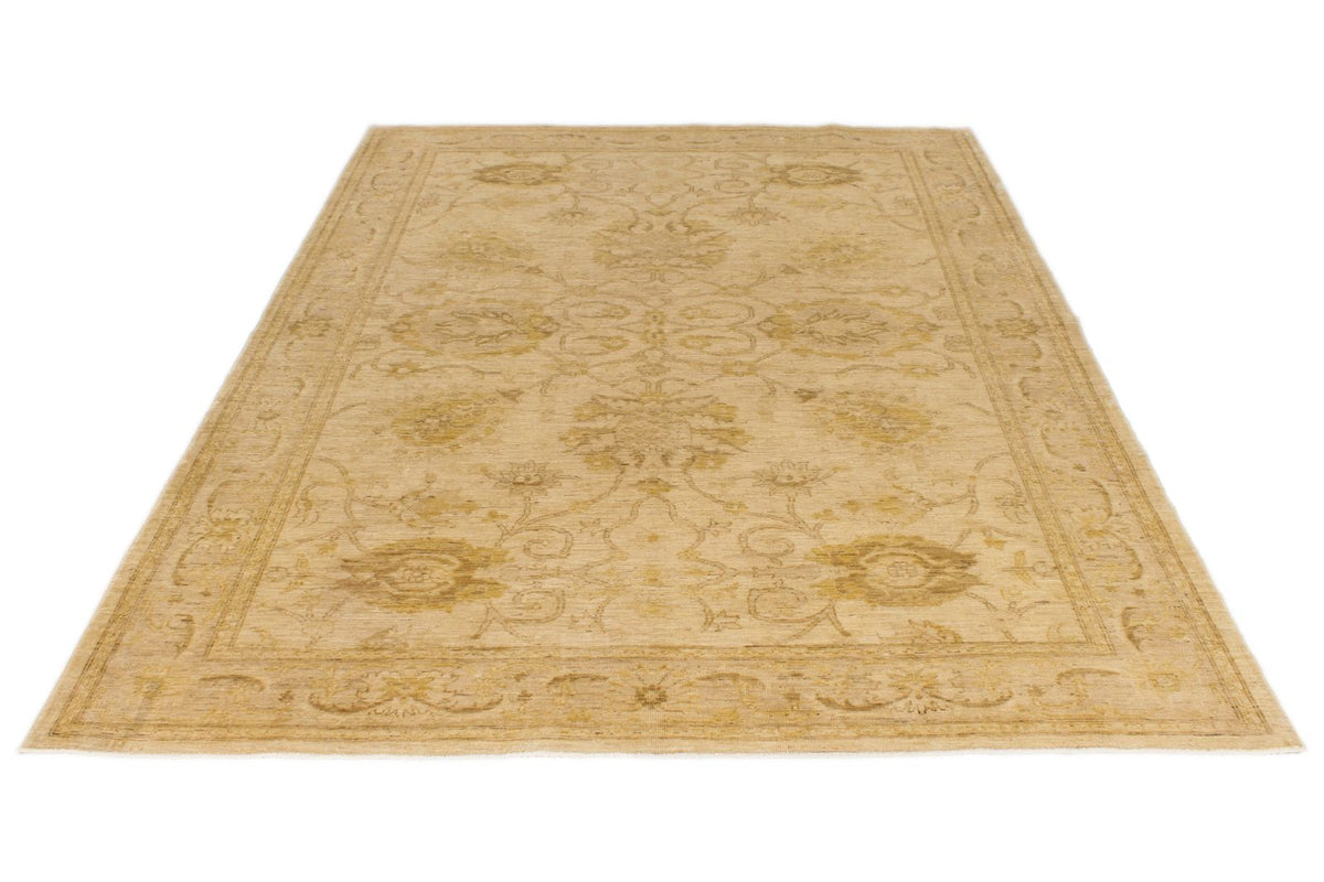 6x8 Ivory and Gold Turkish Oushak Rug