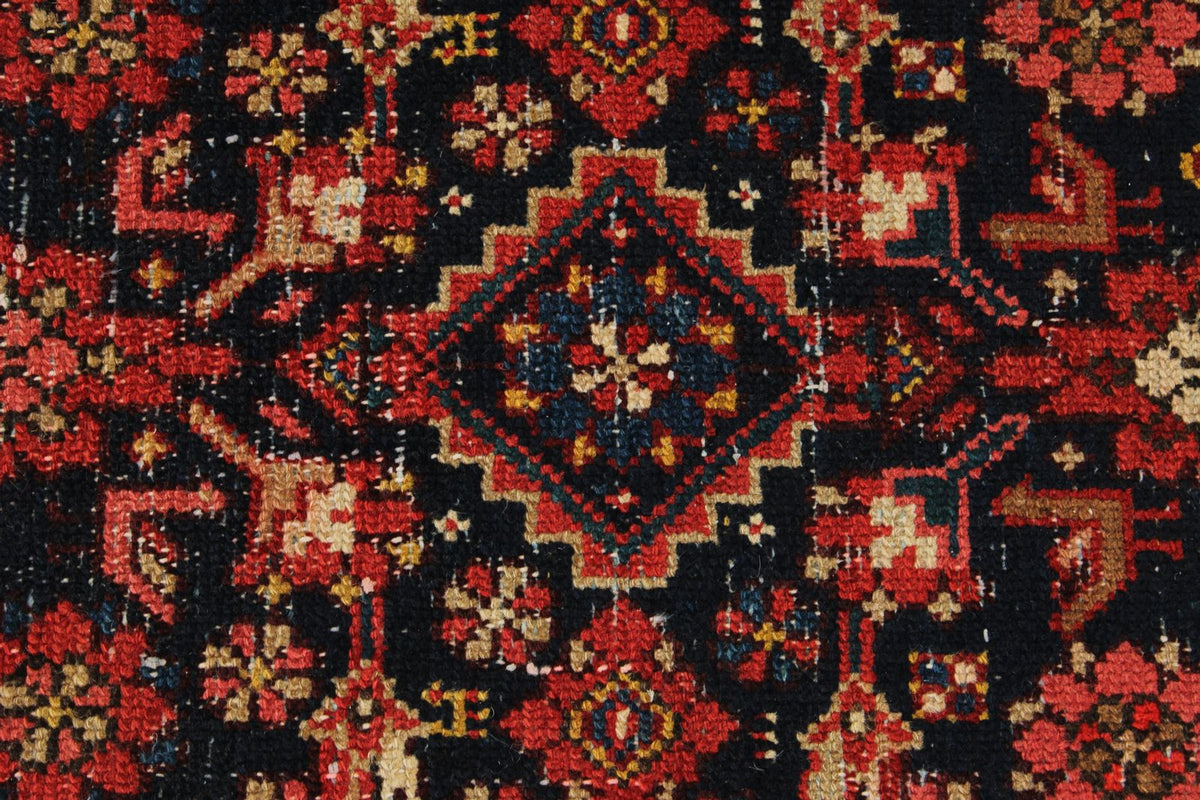 4x17 Navy and Ivory Persian Runner