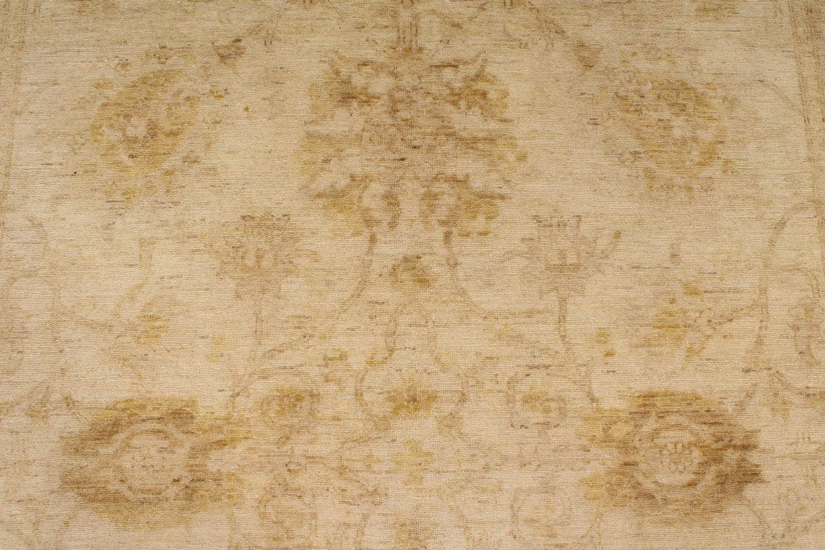 6x9 Ivory and Gold Turkish Oushak Rug