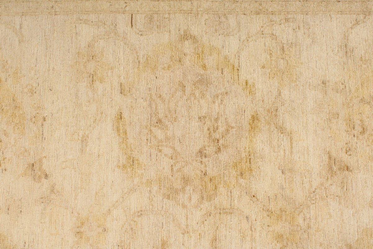 6x9 Ivory and Gold Turkish Oushak Rug