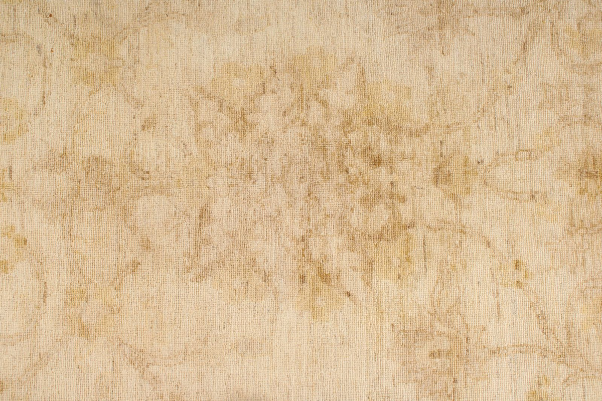 6x9 Ivory and Gold Turkish Oushak Rug