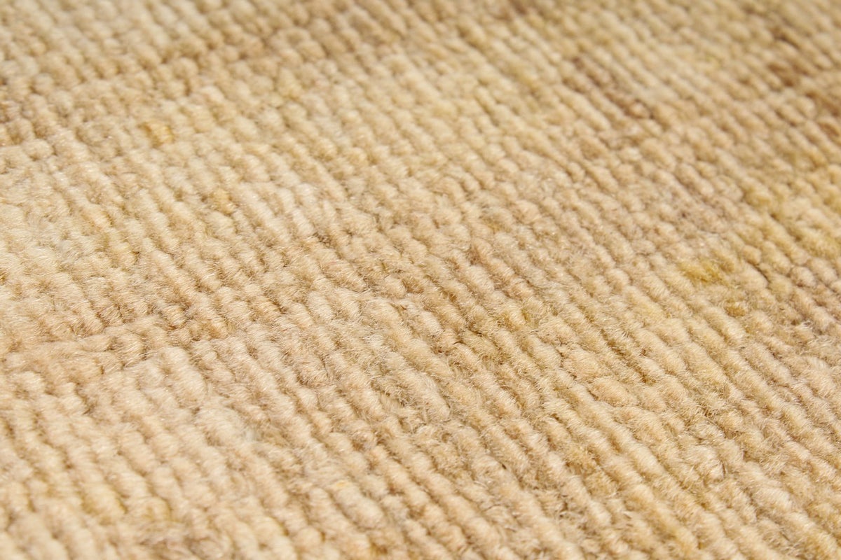 6x9 Ivory and Gold Turkish Oushak Rug