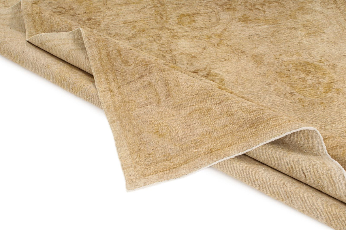 6x9 Ivory and Gold Turkish Oushak Rug