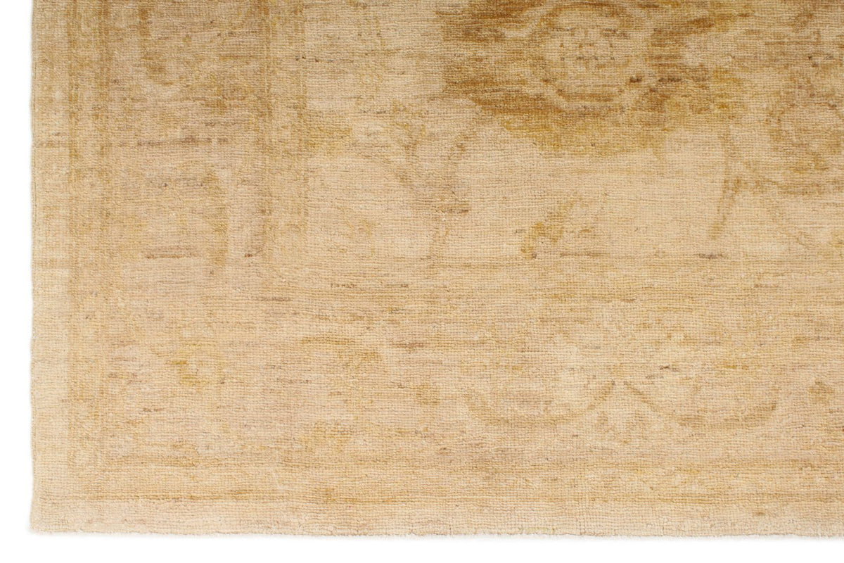 6x9 Ivory and Gold Turkish Oushak Rug