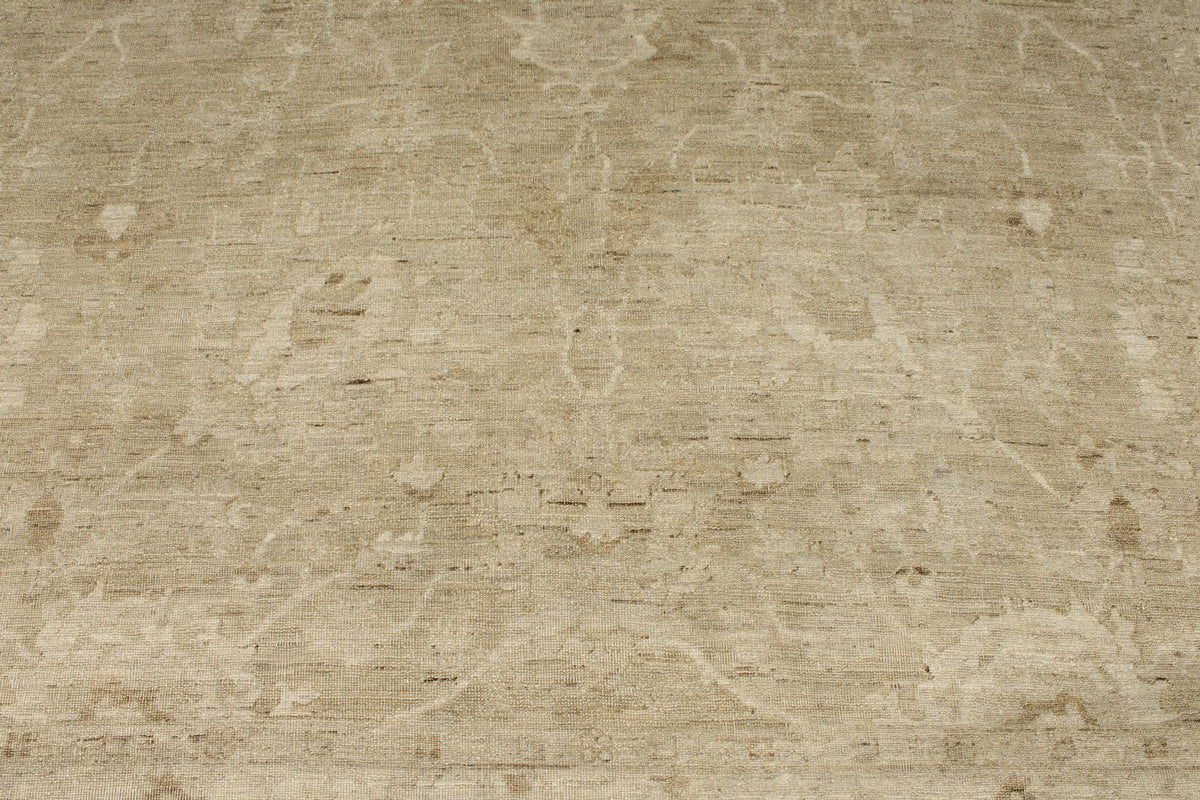 8x10 Ivory and Beige Turkish Oushak Rug