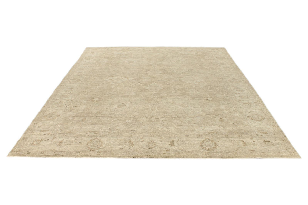 8x10 Ivory and Beige Turkish Oushak Rug