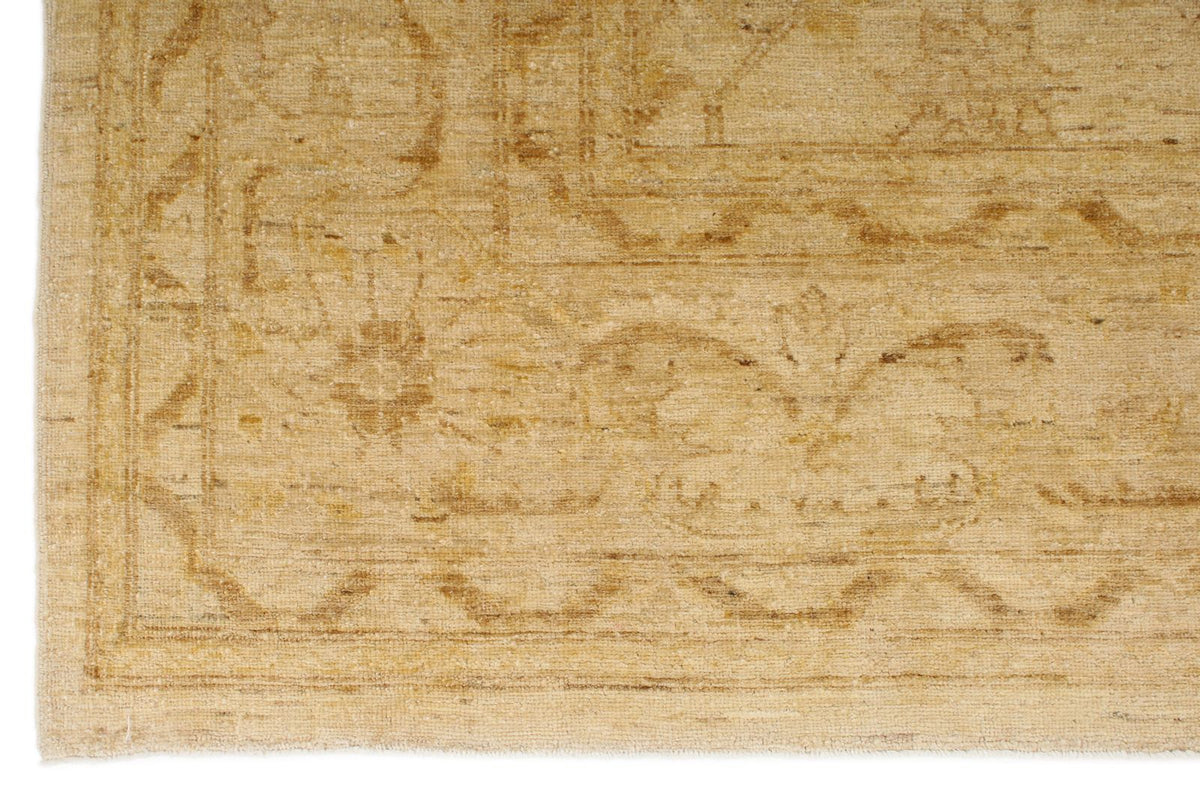 8x11 Ivory and Gold Turkish Oushak Rug