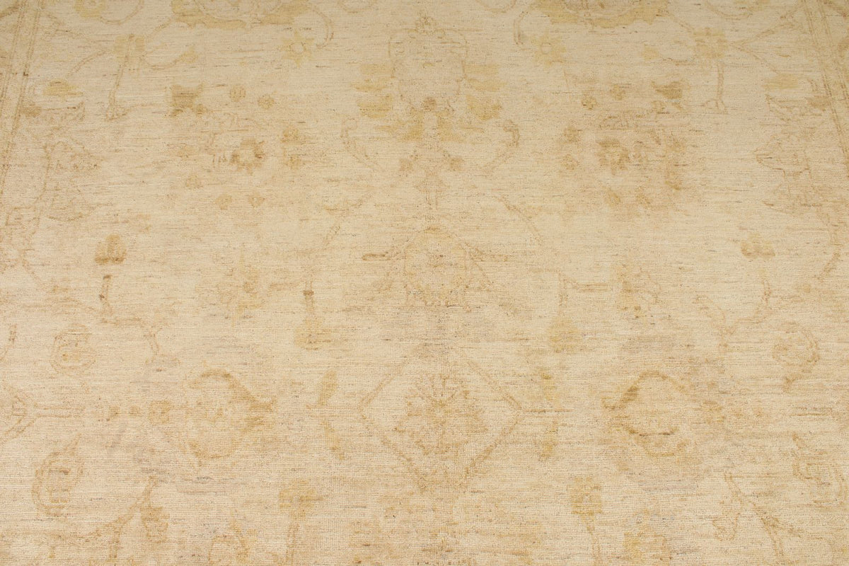 8x11 Ivory and Gold Turkish Oushak Rug