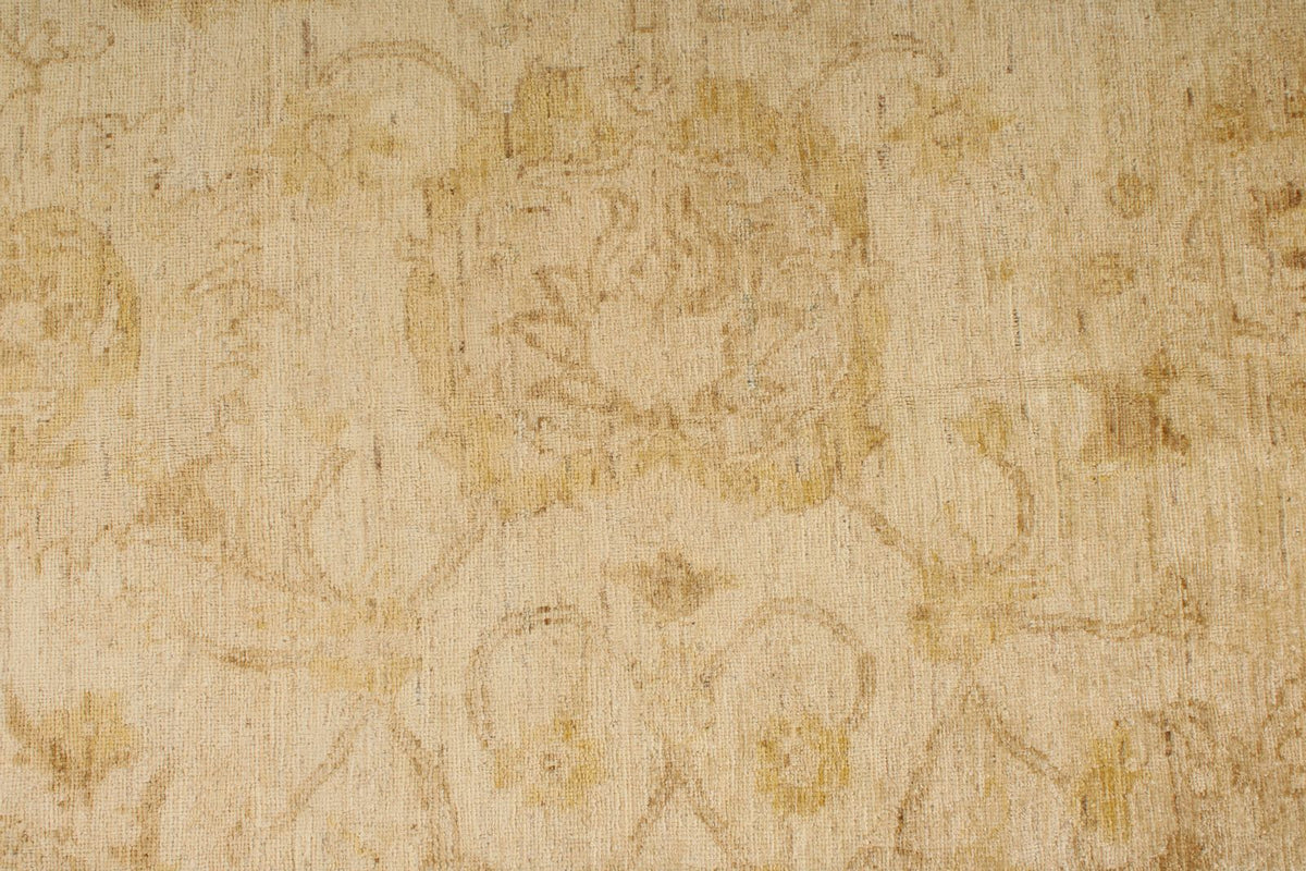 8x11 Ivory and Gold Turkish Oushak Rug