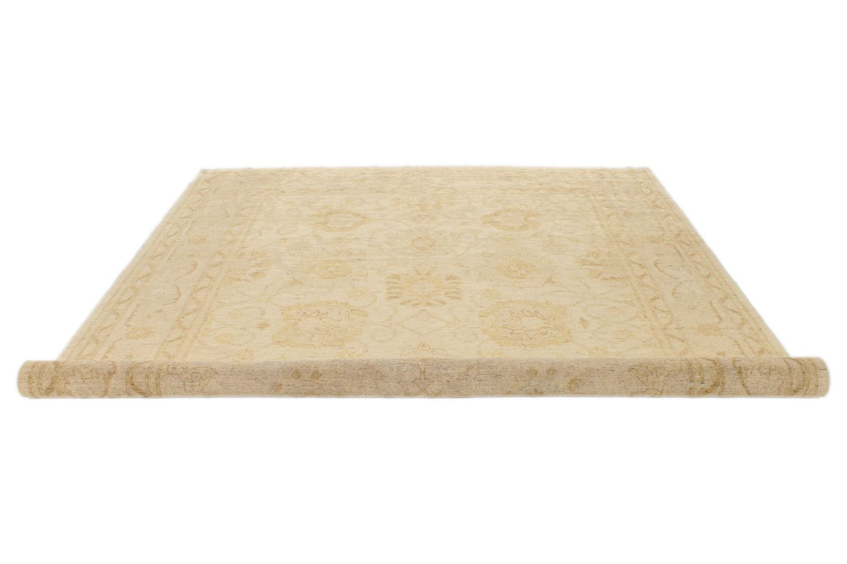 8x11 Ivory and Gold Turkish Oushak Rug