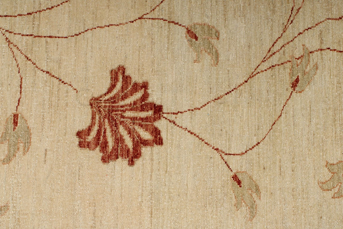 7x10 Beige and Red Modern Contemporary Rug