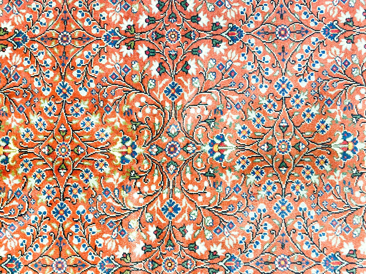 5x7 Red and Ivory Turkish Traditional Rug