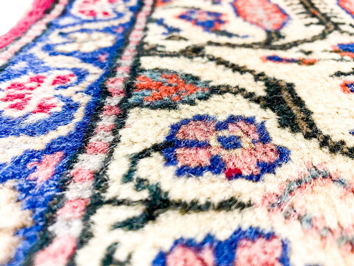 5x7 Rust and Ivory Turkish Traditional Rug