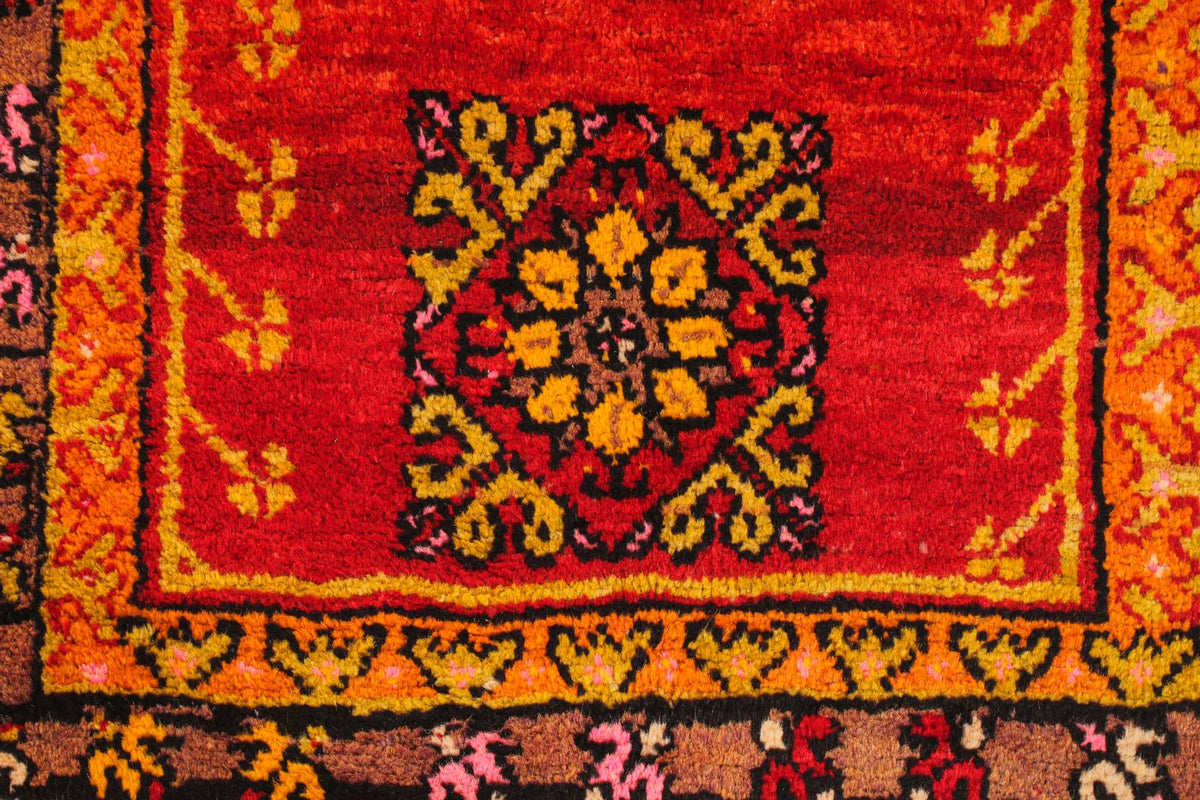4x6 Red and Ivory Turkish Tribal Rug
