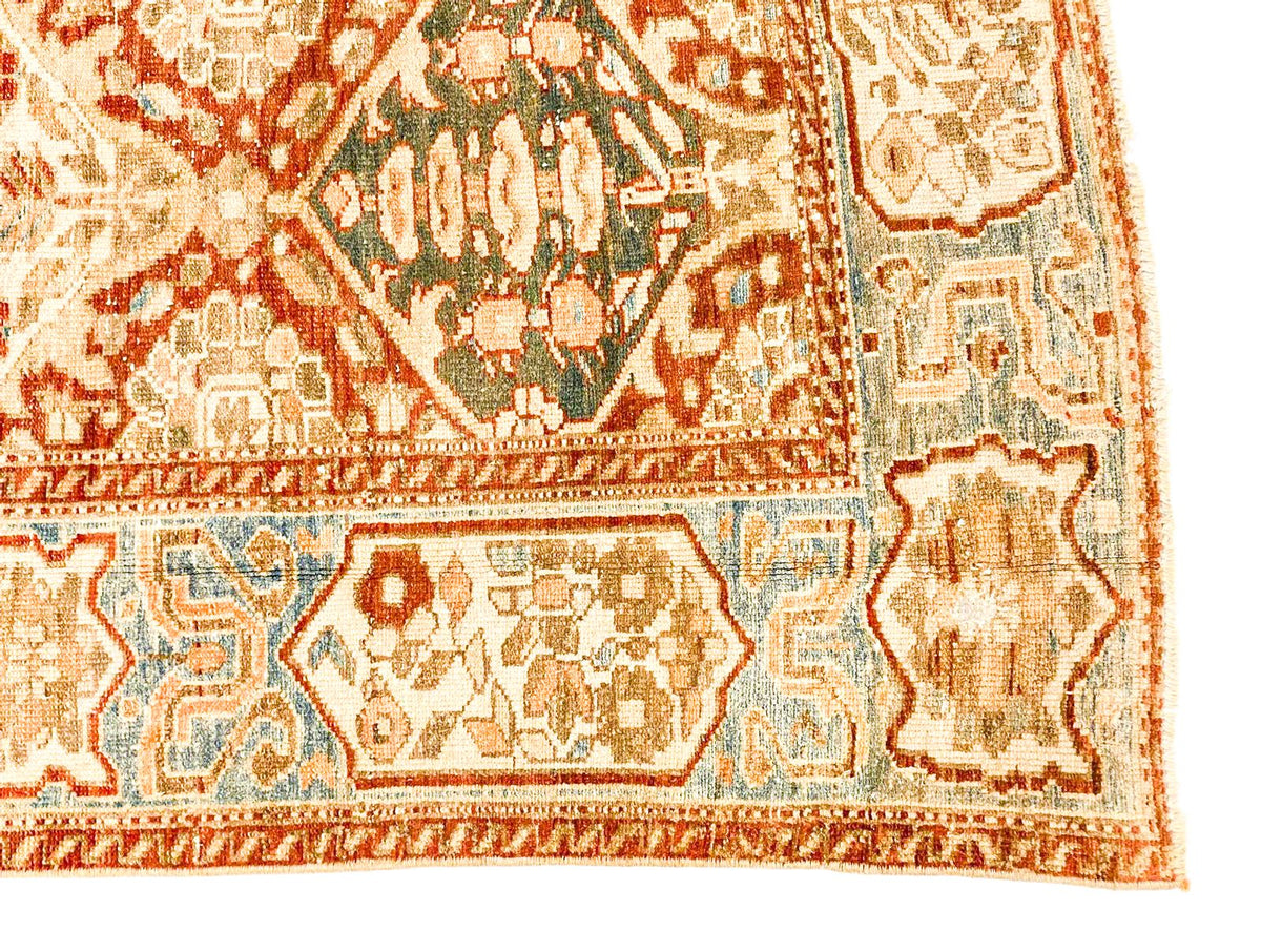 5x7 Ivory and Green Persian Rug