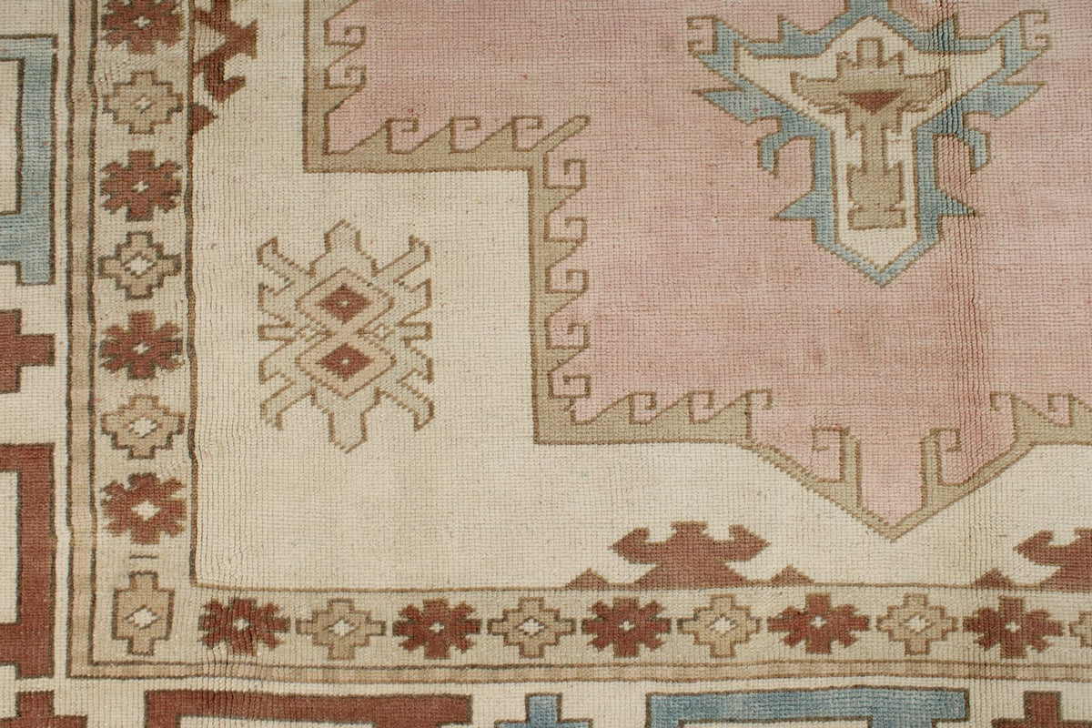 9x11 Pink and Ivory Turkish Tribal Rug