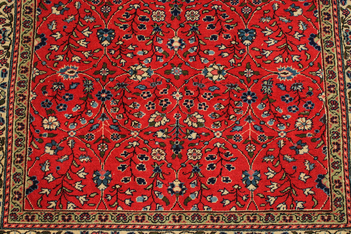 5x7 Red and Ivory Turkish Traditional Rug