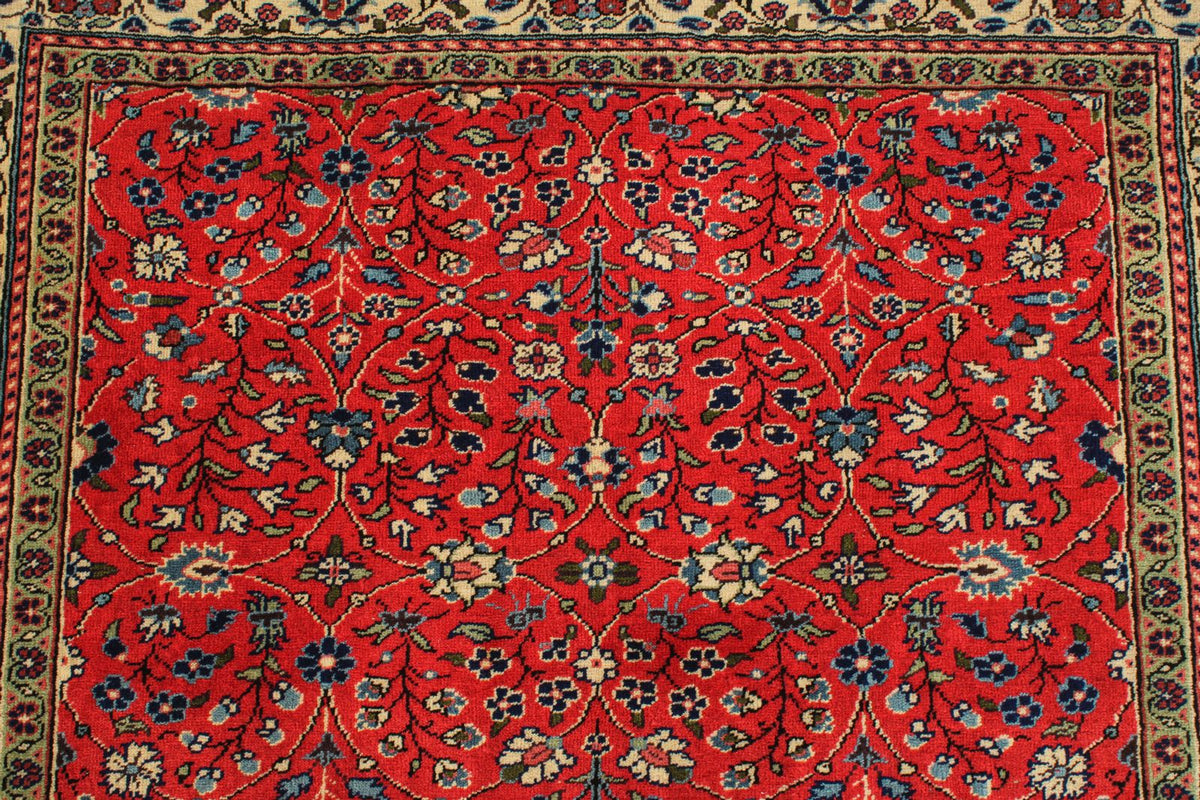 5x7 Red and Ivory Turkish Traditional Rug