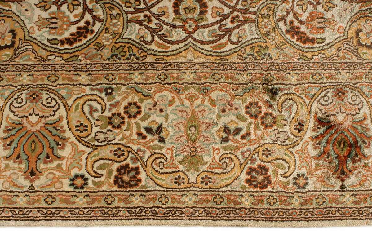 6x9 Ivory and Ivory Turkish Traditional Rug