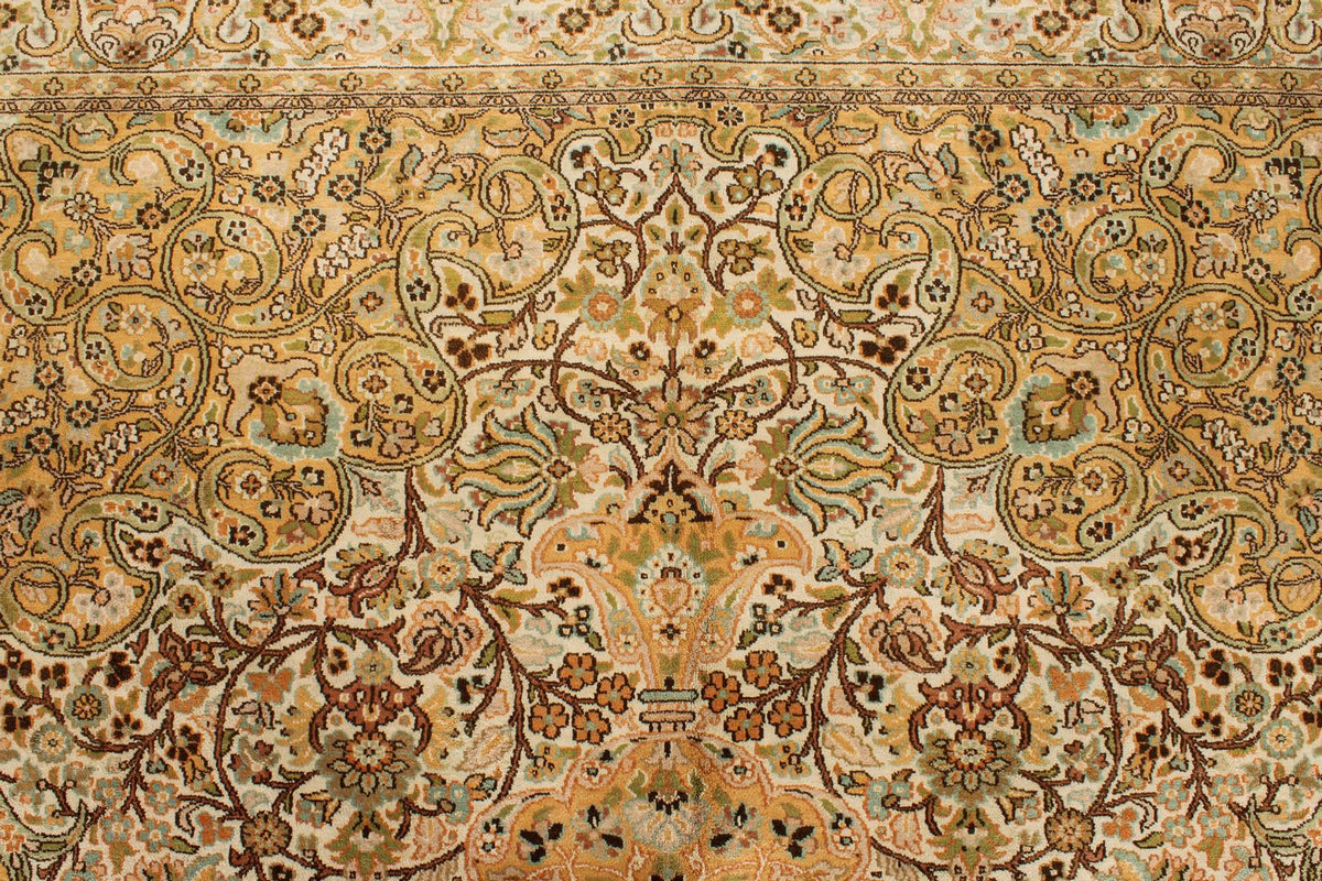 6x9 Ivory and Ivory Turkish Traditional Rug