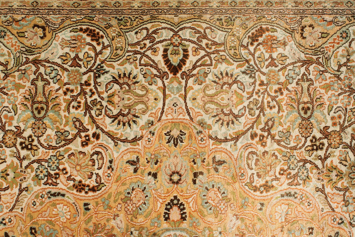 6x9 Ivory and Ivory Turkish Traditional Rug
