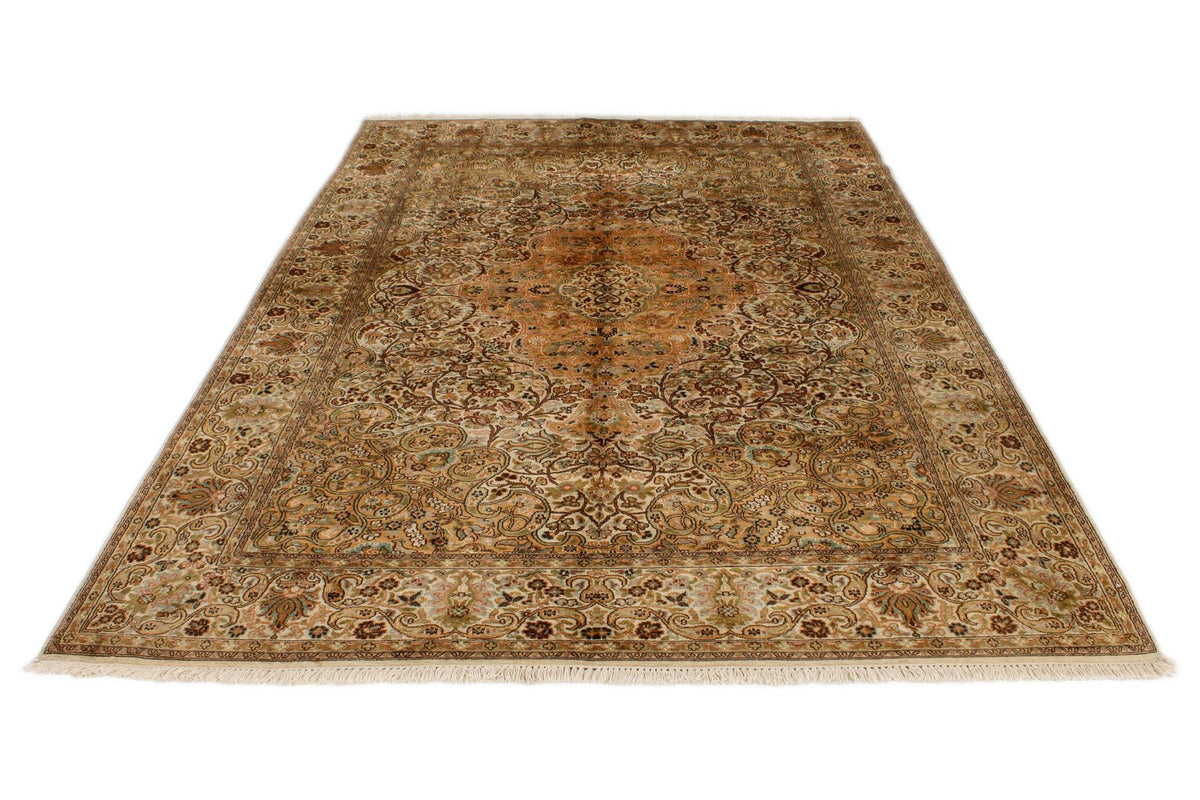 6x9 Ivory and Ivory Turkish Traditional Rug