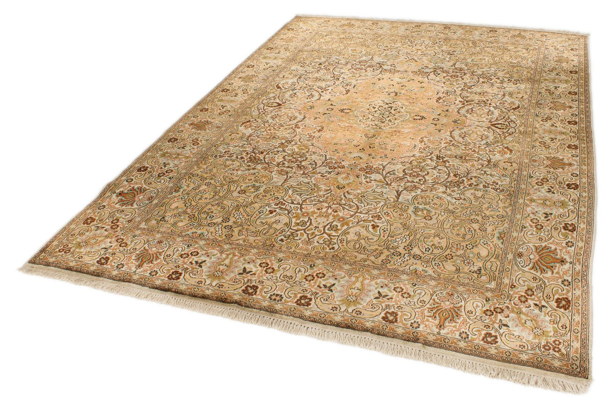 6x9 Ivory and Ivory Turkish Traditional Rug