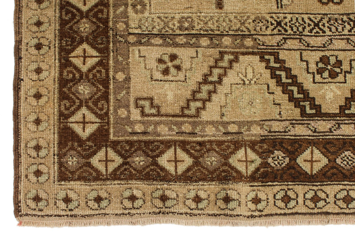 6x11 Ivory and Gray Turkish Tribal Rug