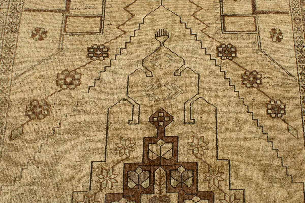 6x11 Ivory and Gray Turkish Tribal Rug