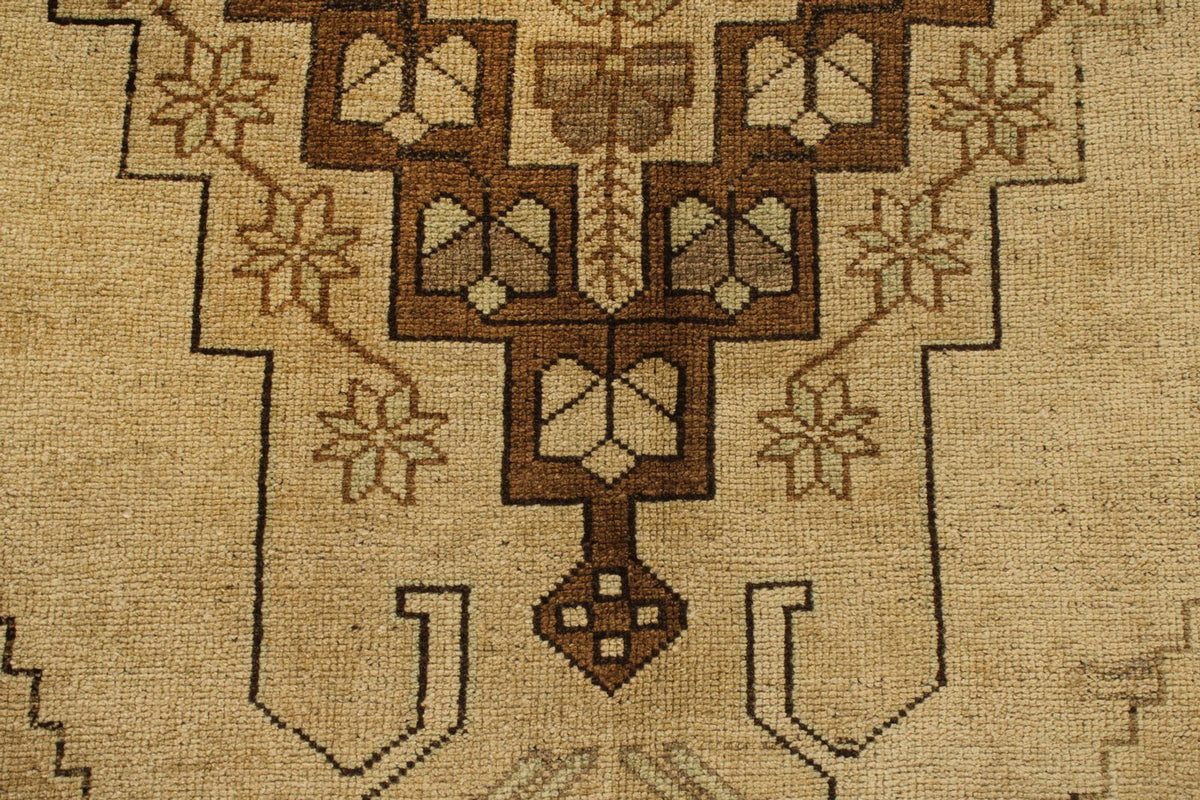 6x11 Ivory and Gray Turkish Tribal Rug