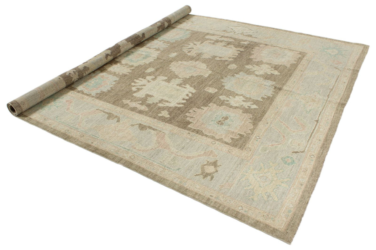 8x10 Brown and Gray Turkish Oushak Rug