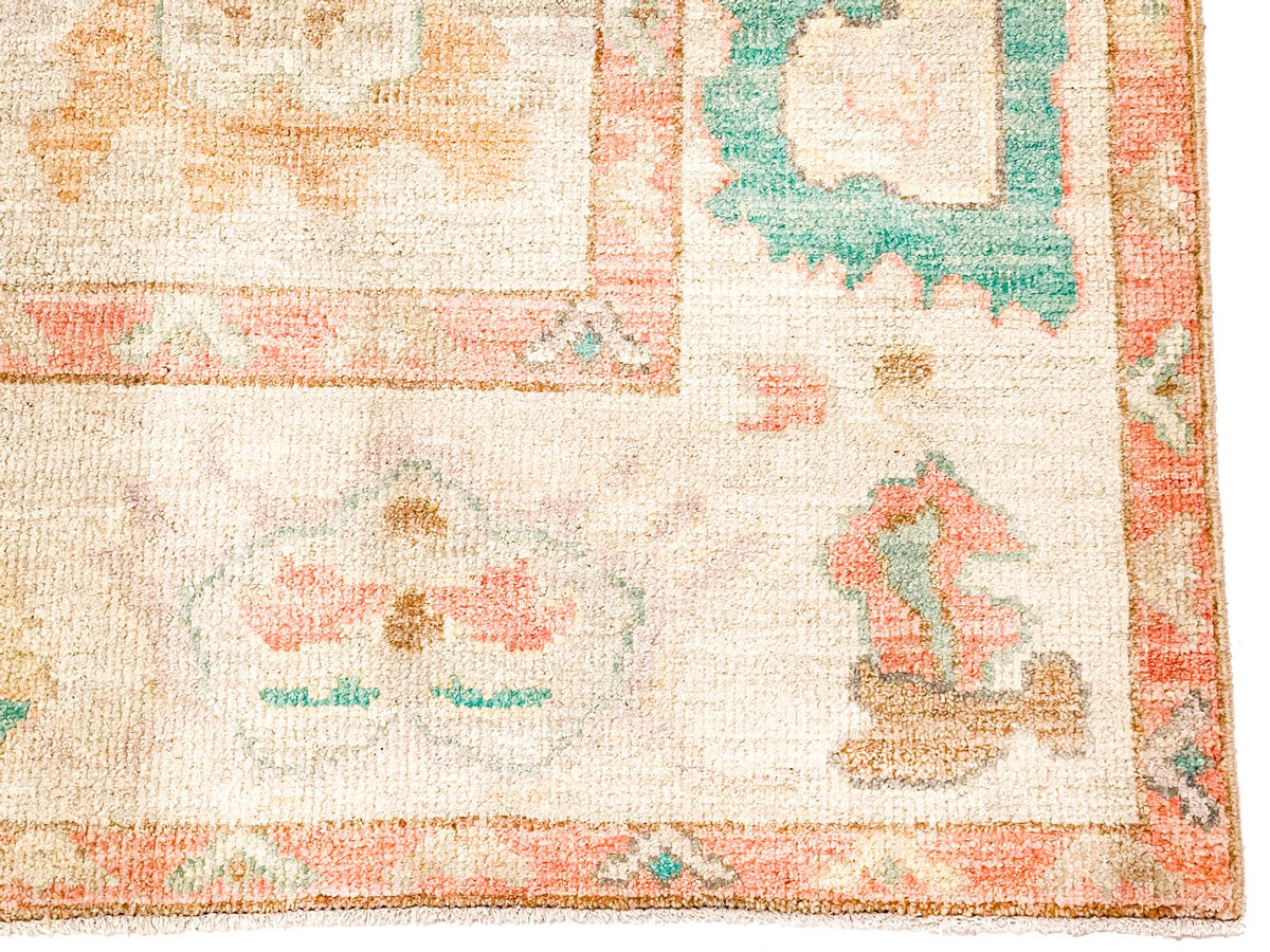 6x9 gray and Ivory Turkish Oushak Rug