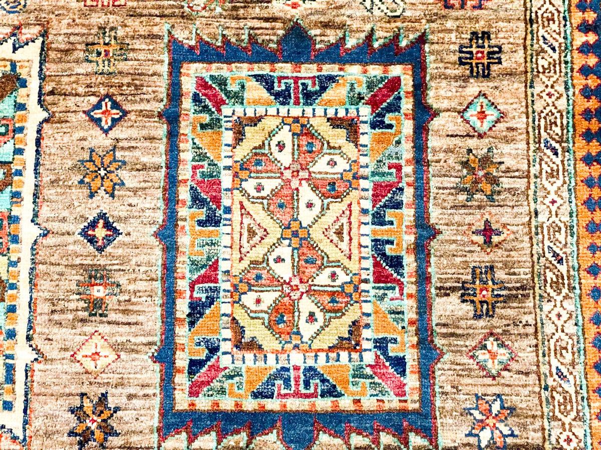 6x9 Gray and Orange Tribal Rug