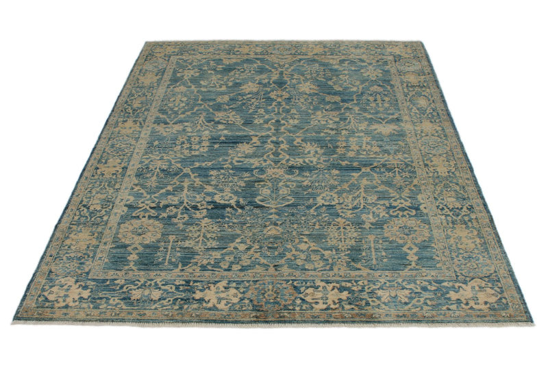 5x7 Light Blue and Ivory Traditional Rug