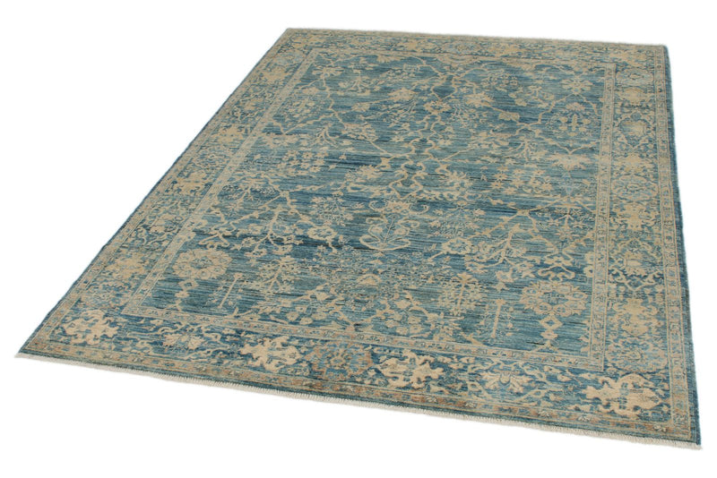 5x7 Light Blue and Ivory Traditional Rug