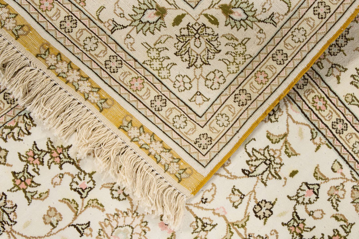 4x6 Ivory Turkish Silk Rug