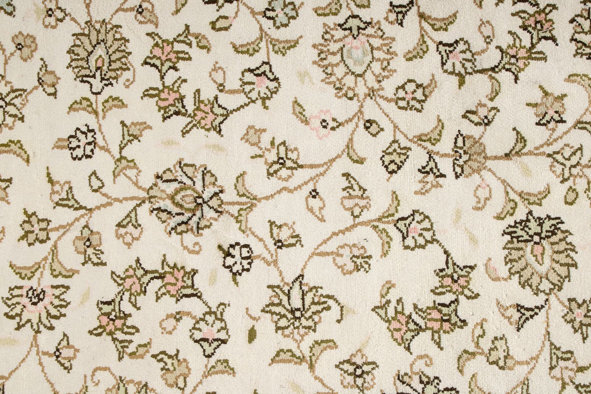 4x6 Ivory Turkish Silk Rug