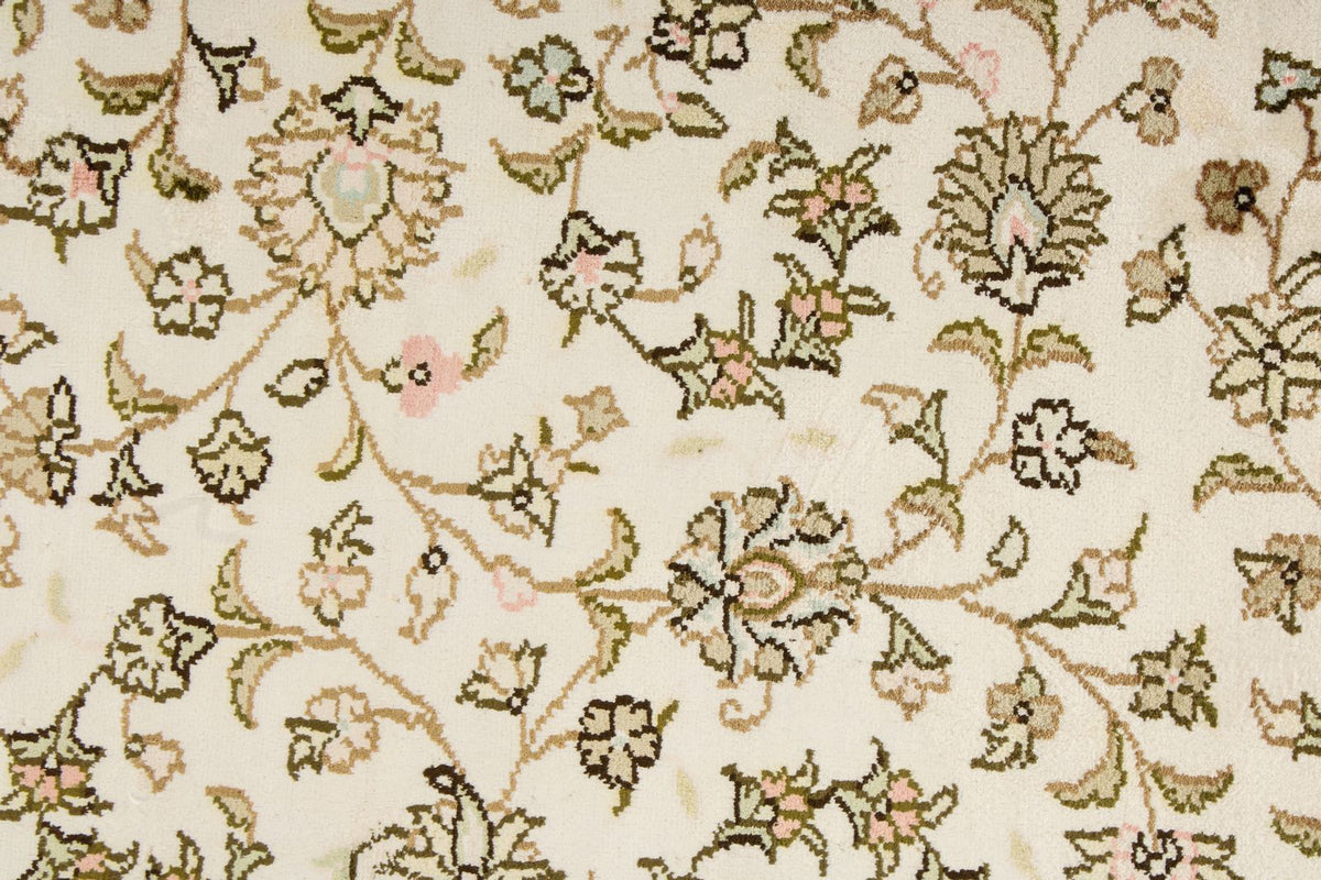 4x6 Ivory Turkish Silk Rug