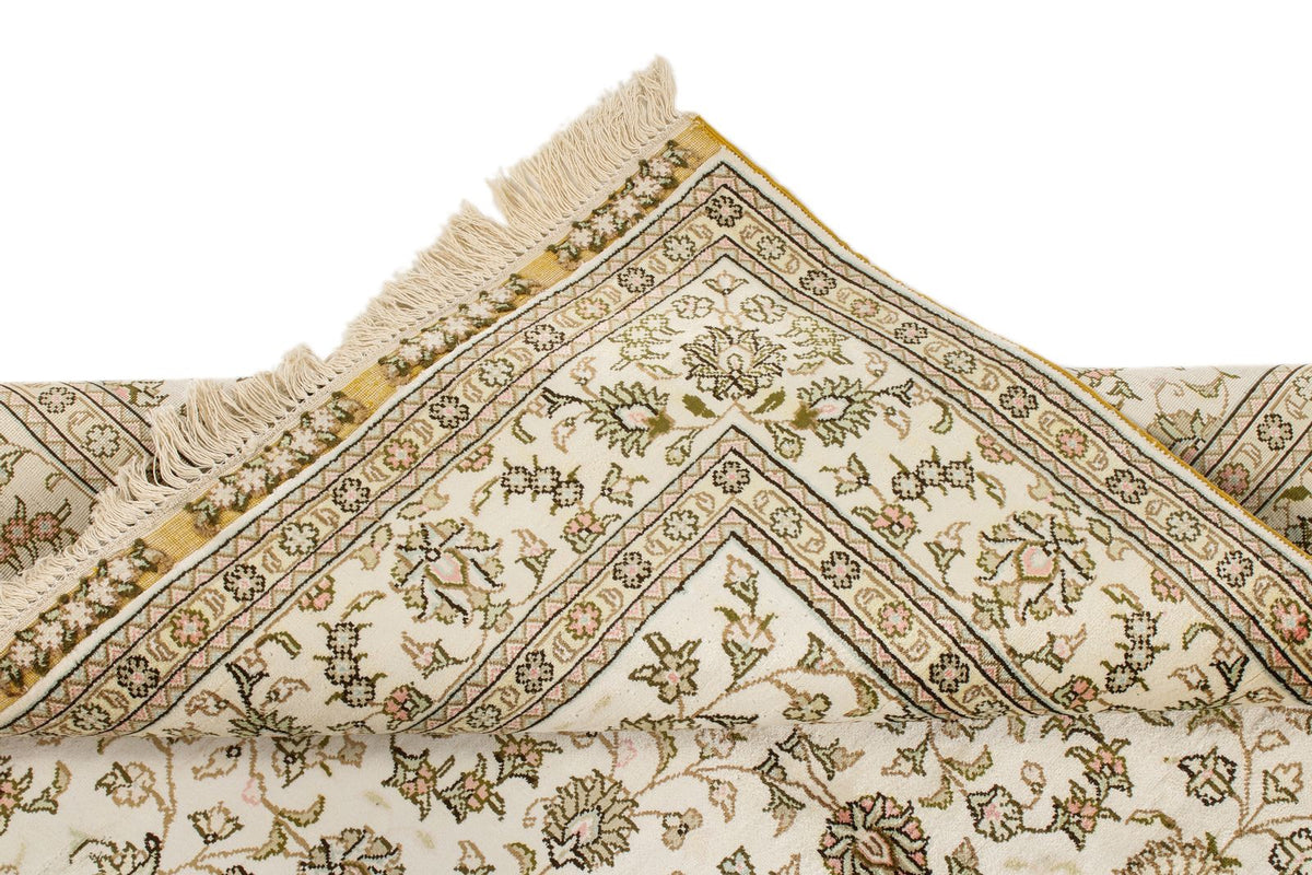 4x6 Ivory Turkish Silk Rug