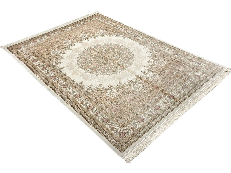 6x8 Ivory and Brown Turkish Antep Rug