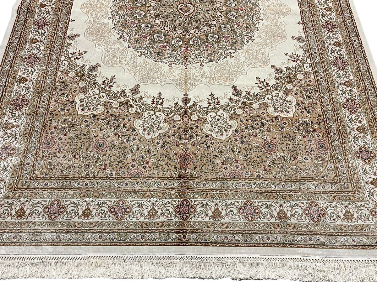 6x8 Ivory and Brown Turkish Antep Rug