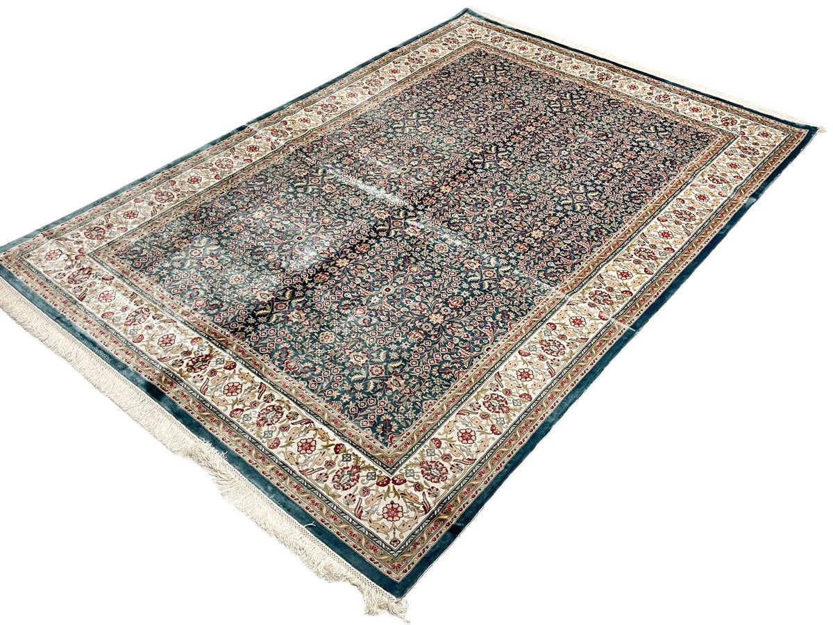 6x8 Blue amd Ivory Turkish Antep Rug