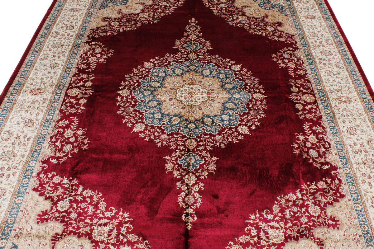 7x10 Red and Ivory Turkish Antep Rug