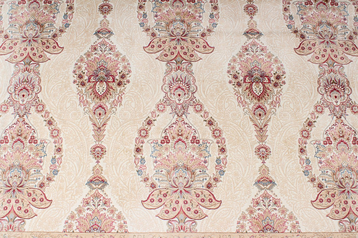 8x11 Ivory Turkish Antep Rug