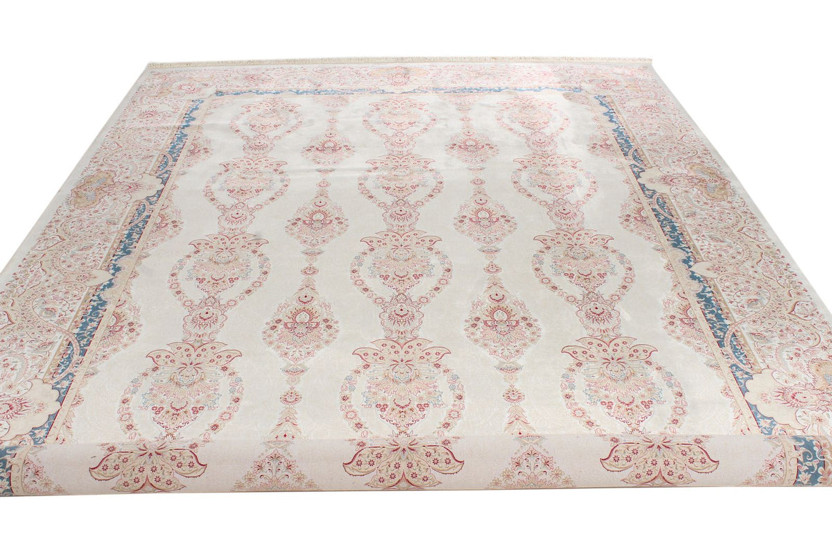 8x11 Ivory Turkish Antep Rug