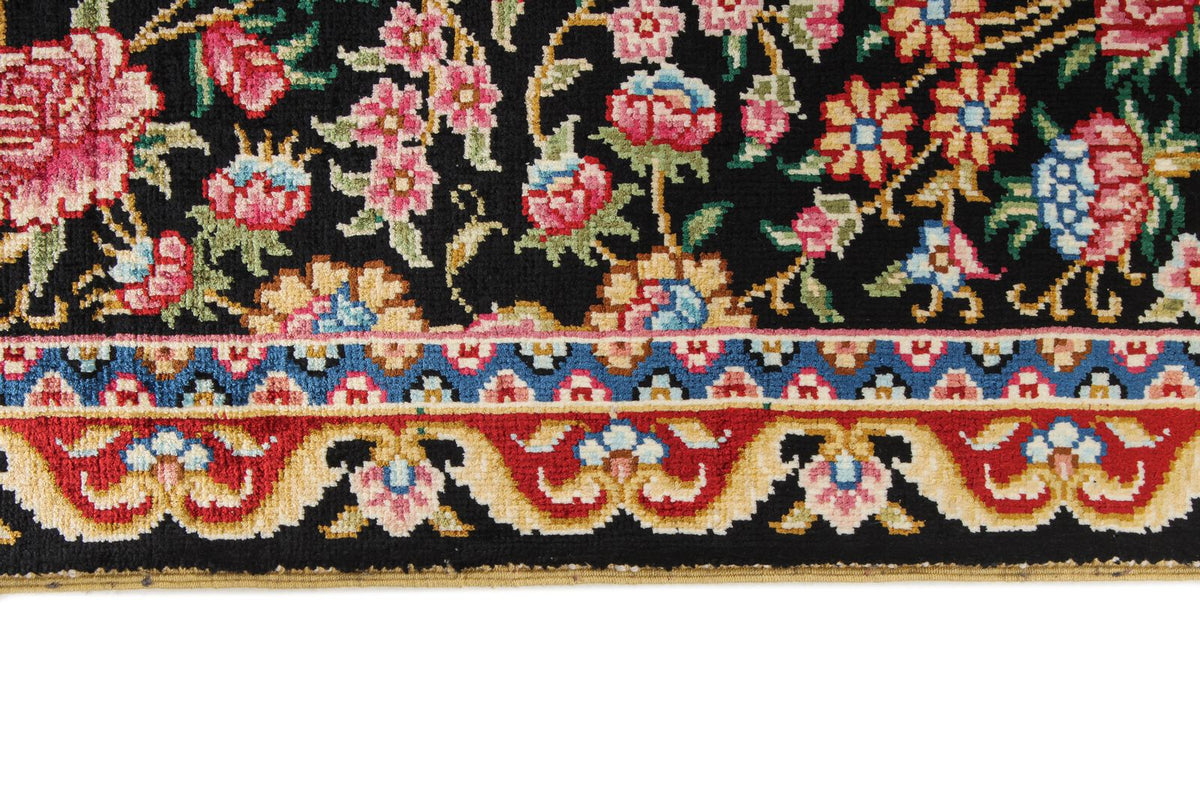4x6 Red and Black Turkish Silk Rug