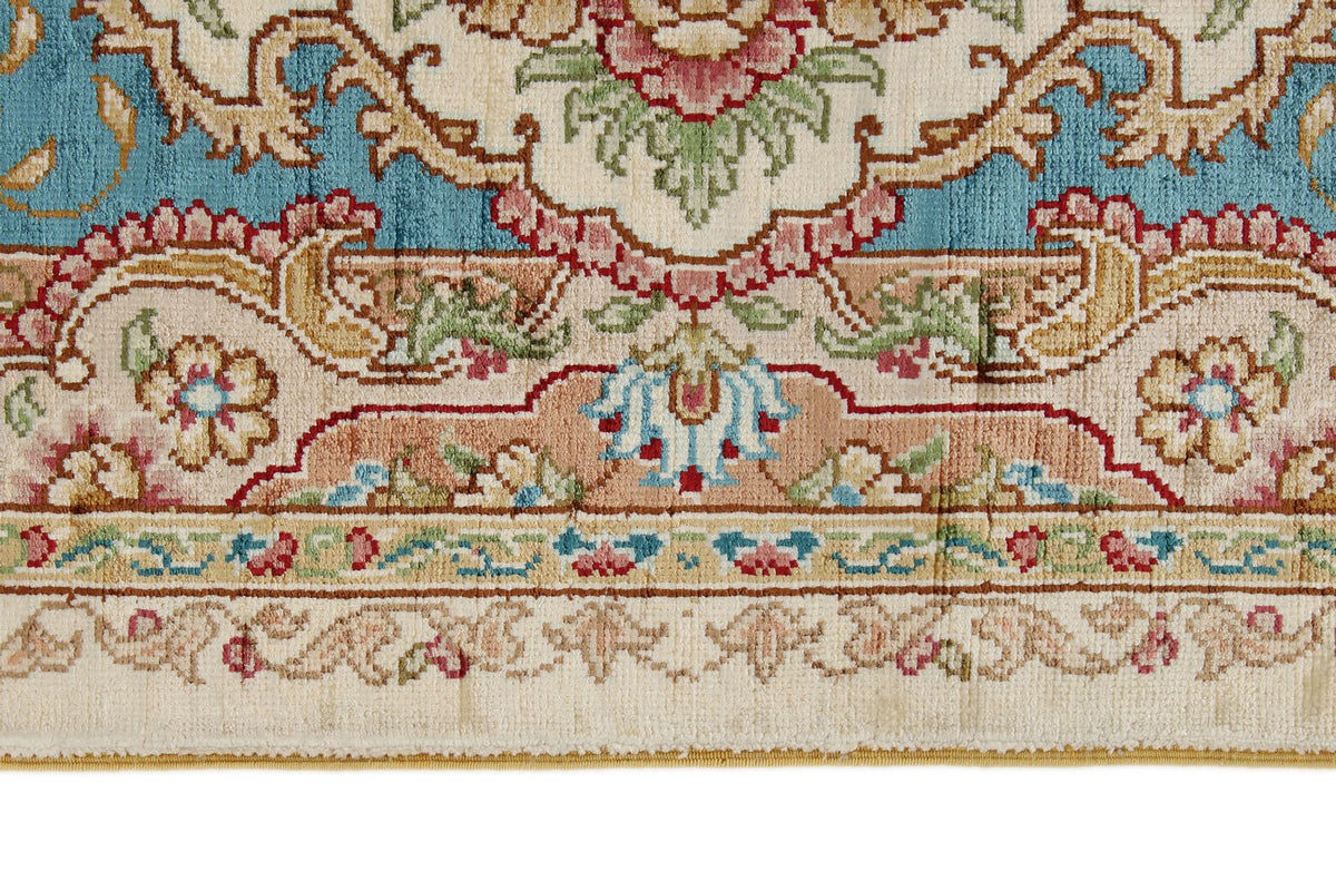 6x9 Ivory and Blue Turkish Silk Rug