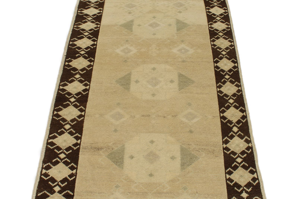 3x8 White and Brown Turkish Tribal Runner