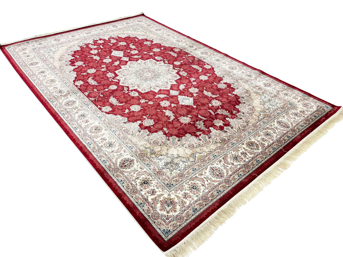 4x6 Red and Ivory Turkish Antep Rug