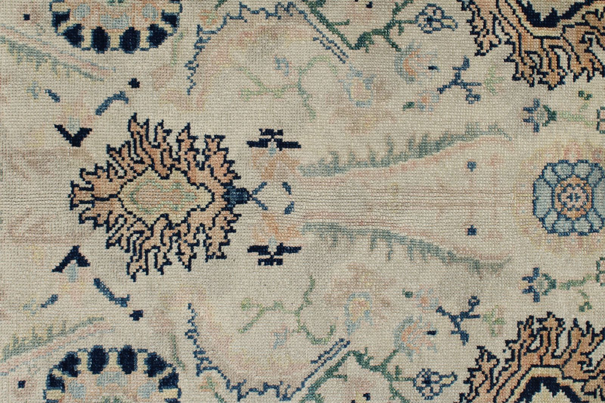 5x7 Ivory and Green Turkish Oushak Rug